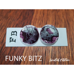 Purple and silver round earrings
