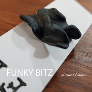 Funky Bitz | Polymer Clay Earrings | Black Glittery Twist Close Up 2