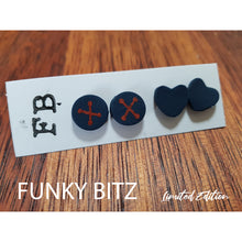 Load image into Gallery viewer, Cute navy button two pack studs