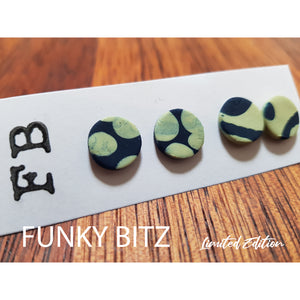 Circle navy and pale shimmery lime dotted earring pack